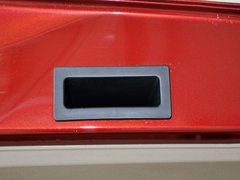五菱宏光 2010款 1.2L 手动 标准型 7座