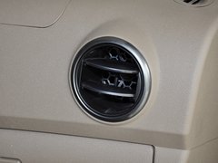 五菱宏光 2010款 1.4L 手动 标准型 8座
