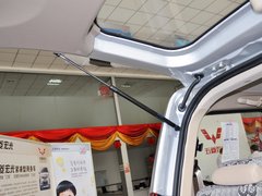 五菱宏光 2010款 1.4L 手动 标准型 8座