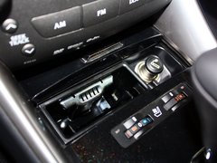 雷克萨斯IS 2011款 250C 2.5 自动 