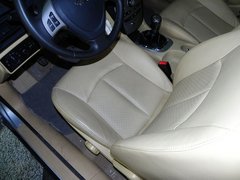 奇瑞A3 2010款 两厢 1.6L 手动 尊贵型