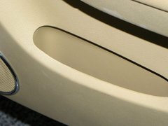 奇瑞A3 2010款 两厢 1.6L 手动 尊贵型