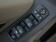 奔驰R级 2010款 R500 5.5L 4MATIC 6座