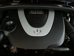 奔驰R级 2010款 R500 5.5L 4MATIC 6座