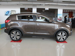 东风悦达起亚  智跑 2.0 Premium AT 车辆正右侧