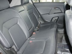 东风悦达起亚  智跑 2.0 Premium AT 第二排座椅45度视角