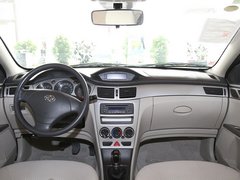 東風(fēng)風(fēng)神  S30 1.6 AT 中控臺(tái)整體