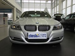 华晨宝马 325i 2.5 AT 车头正面视角