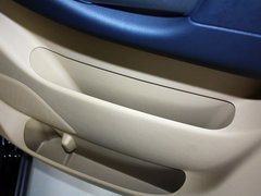 辉翼 2011款 2.4L 豪华版