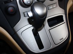 辉翼 2011款 2.4L 豪华版