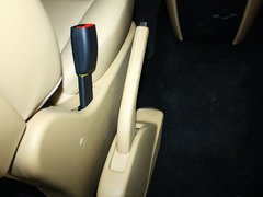 辉翼 2011款 2.4L 豪华版