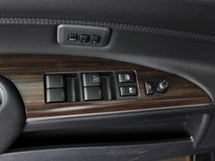 天籁 2011款 3.5L 尊领版