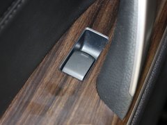 天籁 2011款 3.5L 尊领版