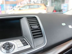天籁 2011款 3.5L 尊领版