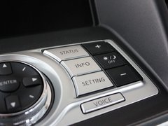 天籁 2011款 3.5L 尊领版