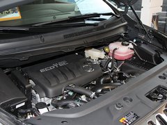 别克  2.4L 发动机主体特写