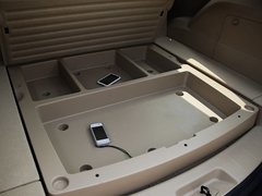 荣威W5 2011款 1.8T 手动 两驱驰域版 5座