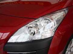 标致(进口)  3008 1.6T AT 车辆大灯细节