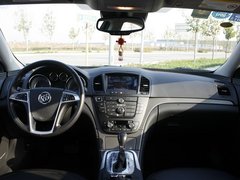 别克  新君威 2.4 AT 中控台整体