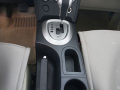 东风日产  逍客 2.0 CVT 驻车制动器