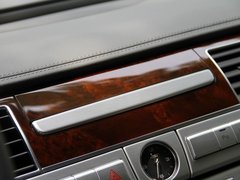 奥迪A8 2011款 3.0TFSI Low quattro 豪华型