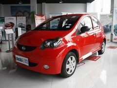比亚迪  1.0L 手动 车辆左前45度视角