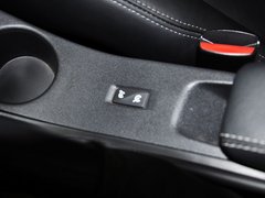 风朗 2011款 2.0 CVT 豪华导航版