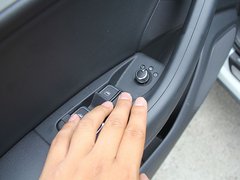 奥迪Q3(进口) 2012款 2.0T DCT 舒适型 5座