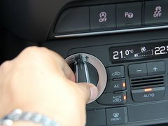 奥迪Q3(进口) 2012款 2.0T DCT 舒适型 5座