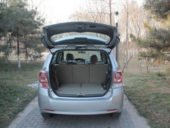 逸致 2011款 1.8L CVT 豪华多功能版 7座