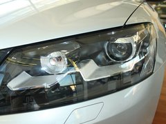 上海大众  新PASSAT 2.0TSI DSG 车辆大灯细节