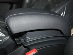 狮跑 2012款 2.0L 自动 GLS 两驱版 5座
