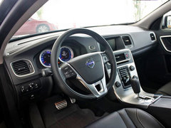 沃尔沃(进口)  V60 3.0T AT 中控台左侧