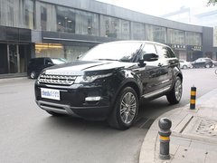 路虎  极光 2.0T AT 车辆左前45度视角