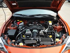 丰田(进口)  2.0L 自动 发动机局部特写