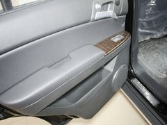 荣威W5 2011款 1.8T 自动 四驱豪域版 5座