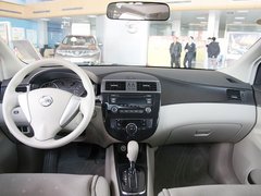 东风日产  新骐达 1.6 CVT 中控台整体