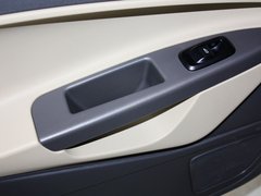 嘉年华 2011款 两厢 1.5L 自动 时尚型