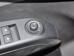 爱唯欧 2011款 三厢 1.6SX 自动 
