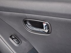 悦动 2011款 1.6L 手动 豪华型 GLS