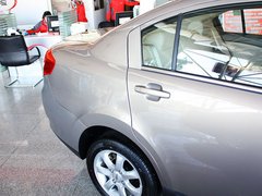 奇瑞E5 2011款 1.5L 手动 优悦型