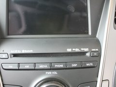雅尊 2011款 2.4L 自动 旗舰型