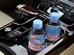 奥迪A8 2011款 6.3FSI W12 quattro 