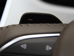 奥迪A8 2011款 6.3FSI W12 quattro 