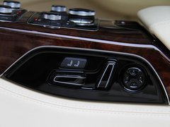 奥迪A8 2011款 6.3FSI W12 quattro 