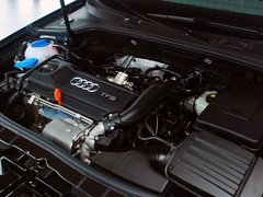 奥迪(进口)  A3 Sportback 1.4T 发动机局部特写