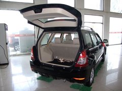 野马F10 2011款 1.5L 手动 尊贵型 5座