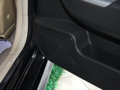 野马F10 2011款 1.5L 手动 尊贵型 5座