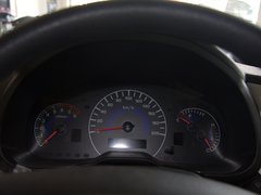 野马F10 2011款 1.5L 手动 尊贵型 5座