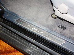 威麟X5 2011款 2.0T 手动 两驱舒适型 5座